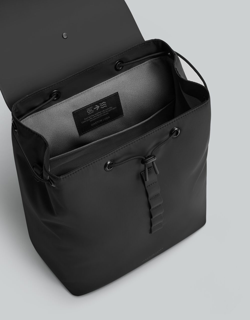 Mochila Dash DA203 Rojo 16" Gaston Luga (Roja)