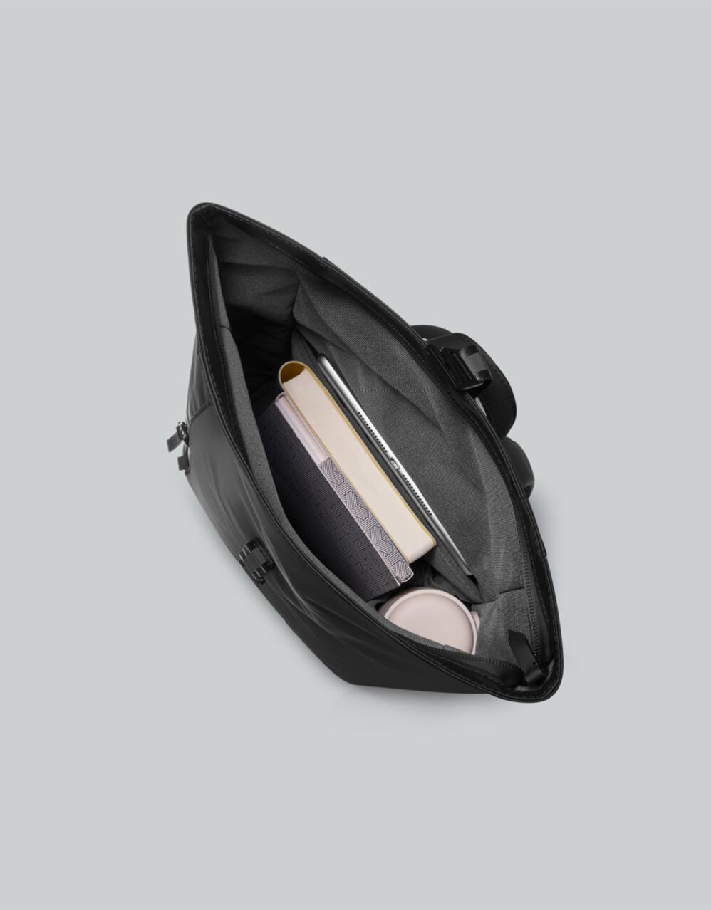 Mochila Rullen Mini RE1001 Negro 12L Gaston Luga (Negra)