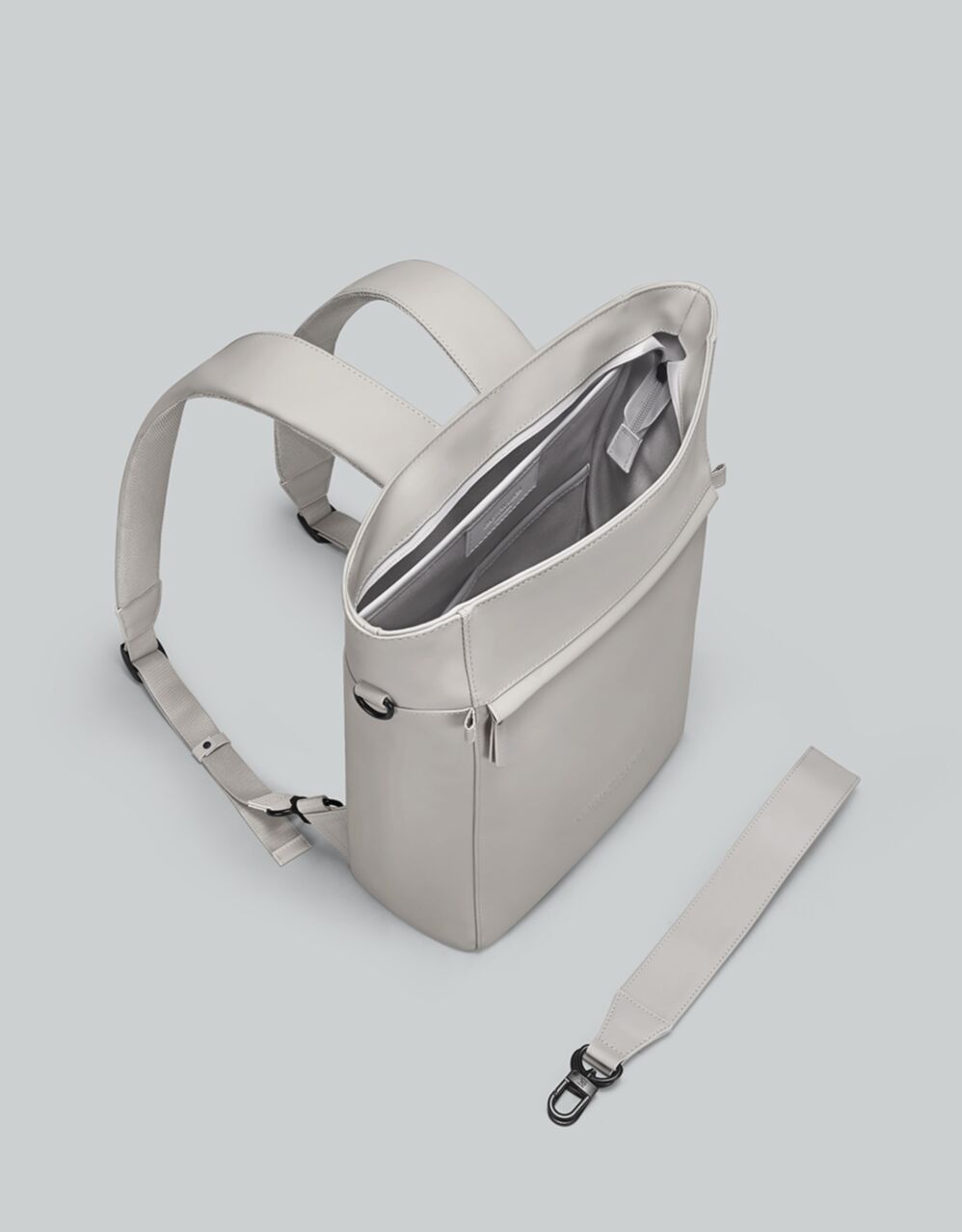 Mochila Tate 9101 Negro - Blanco milk 13"